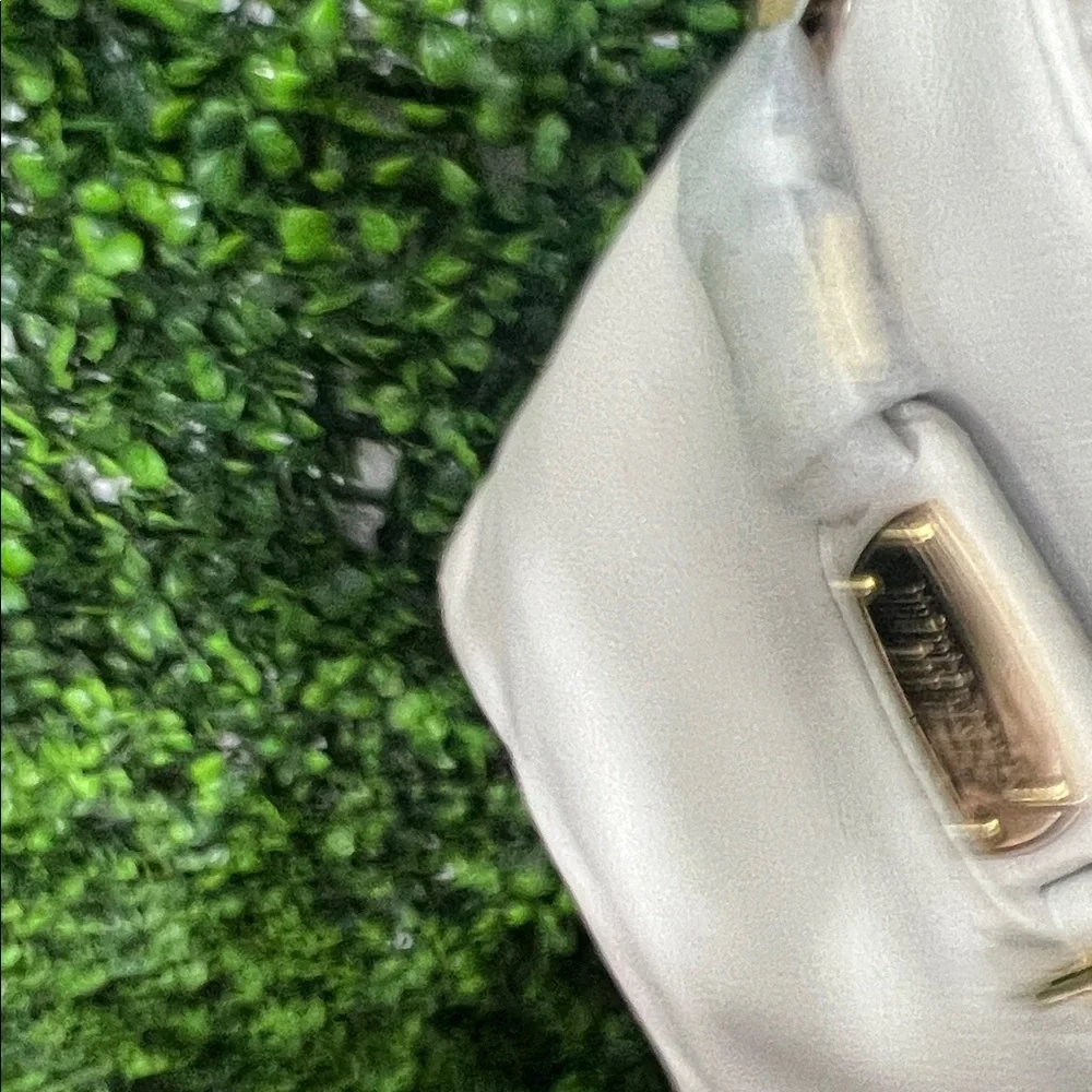 Michael Kors RT: $150 Hamilton crossbody bag Vanilla
